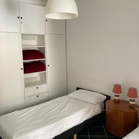 Apartamento Mare Blu E Gaslini Génova Exterior foto